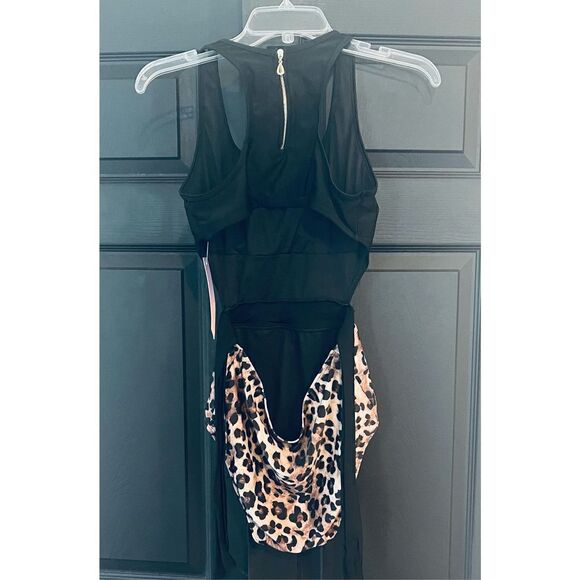 MOLYBELL One Piece Swimsuits for Women High Waisted Cutout Racerback Zip Up - Picture 3 of 6